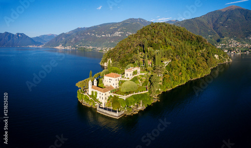 Villa del Balbianello (1787) - Lavedo - Lenno - Lago di Como (IT) - Vista Aerea panoramica photo