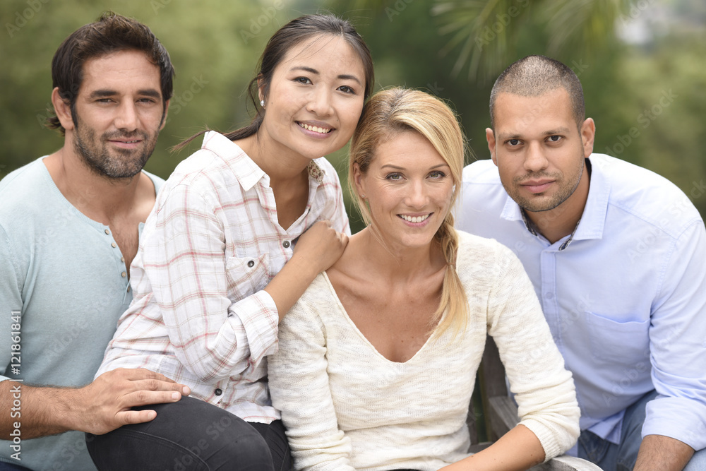 Obraz premium Group of ethnic people having fun together
