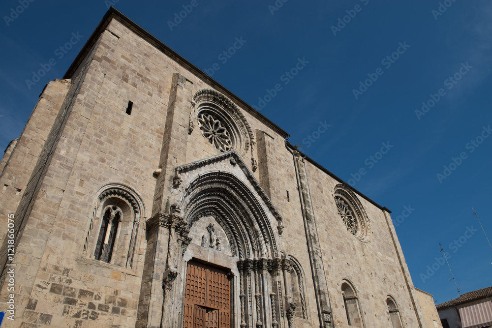 Santa Maria Maggiore a Lanciano: Interni ed Esterni