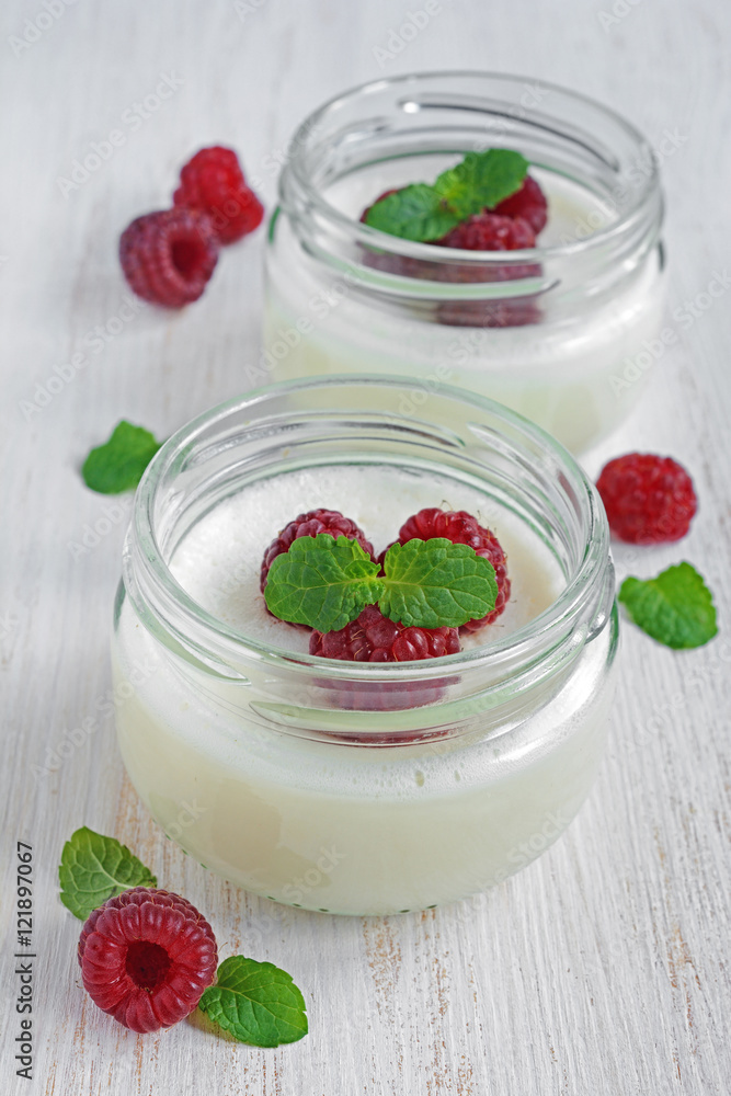Delicious creamy mousse with fresh raspberries Delicious creamy mousse with fresh raspberries