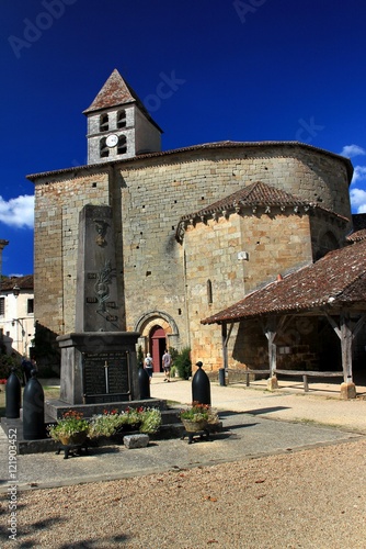 Saint jean de Côle. photo