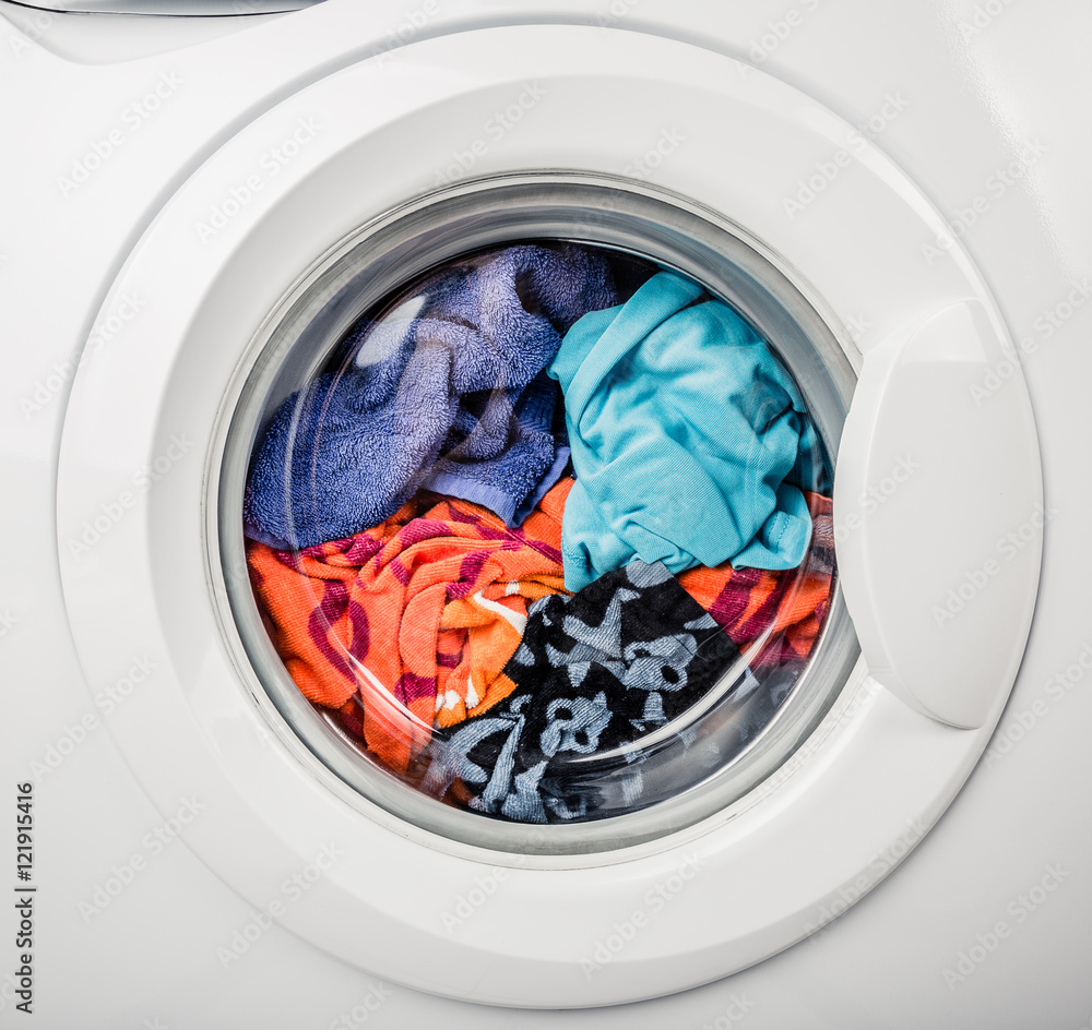 Washing machine with color clothes Washing machine with color clothes