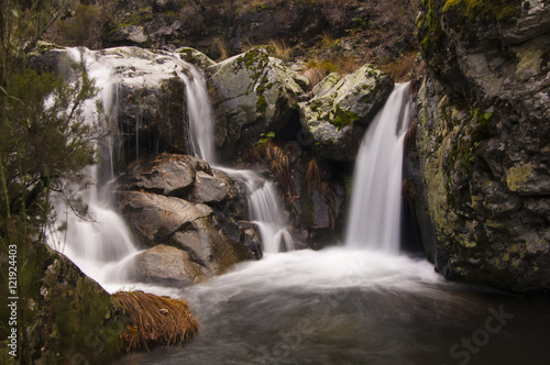 chorros de agua en otoño en el norte de Cáceres en el valle del Ambroz
