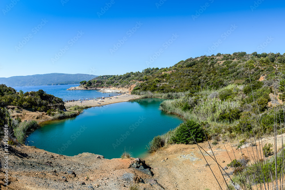 Fototapeta premium black lake in Tuscany -Elba's Isle-