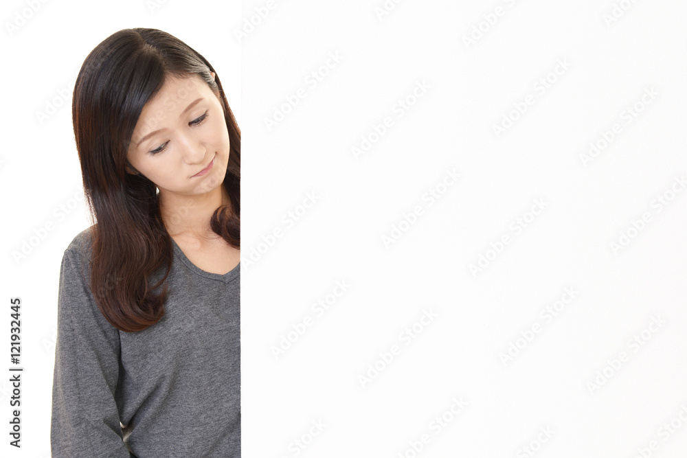 落胆する女性 落胆する女性