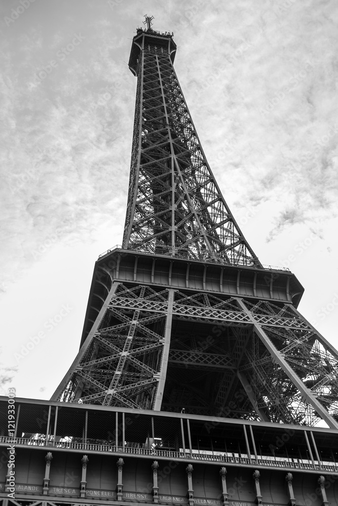 Black and white tour eiffel tower Paris
