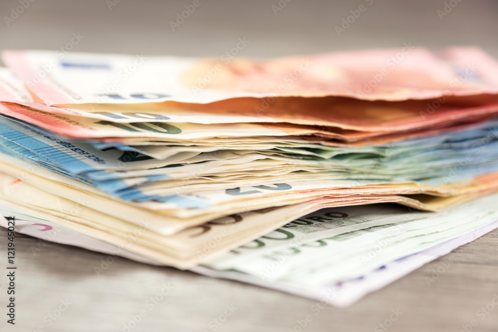 Viele Euro Geldscheine