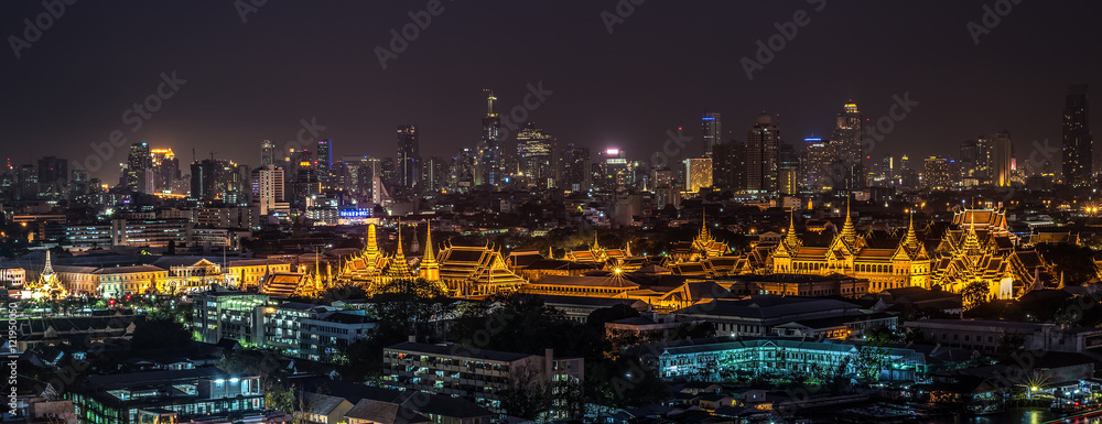 Thailand Grand palace and Wat phra kaew at night in Bangkok, Thailand