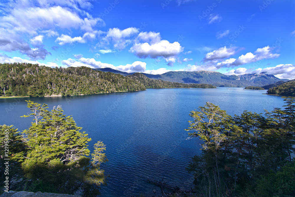 Fototapeta premium cristal clear, mountain lake in patagonia argentina