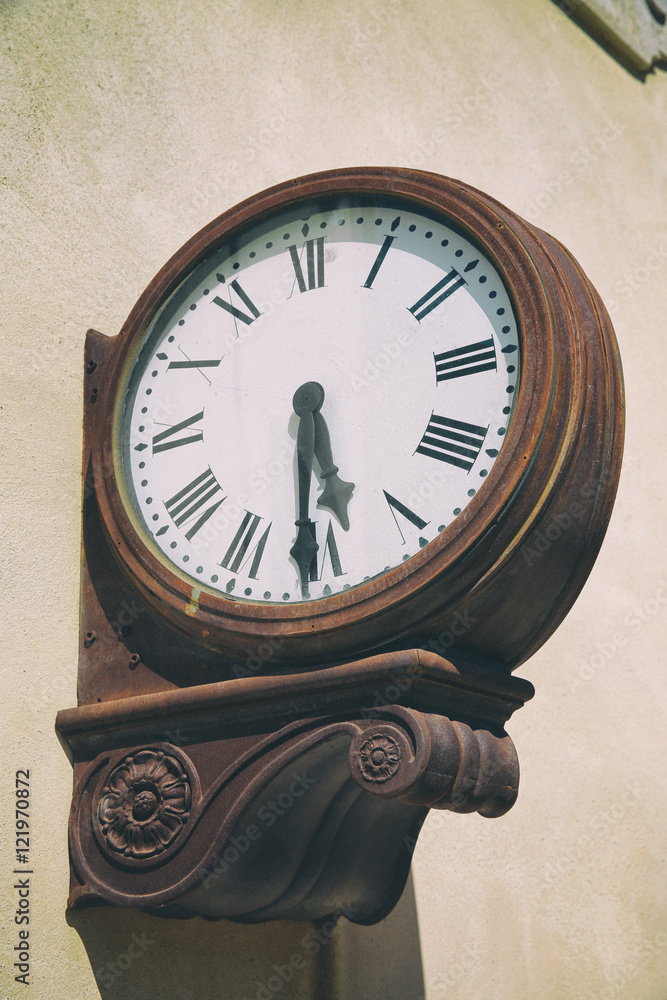 Fototapeta premium Vintage Clock At Railway Station