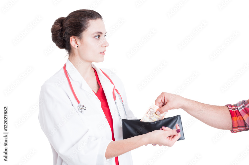 Picture of woman medic asking for illegal money Picture of woman medic asking for illegal money