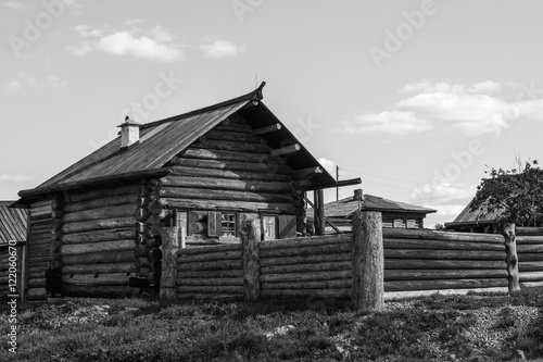 Old rustic wooden house. The village of Nizhnyaya Sinyachikha. Urals. Russia.