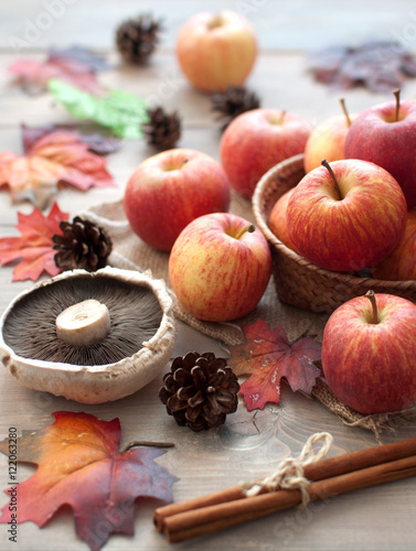 Natural produce, apples, au...