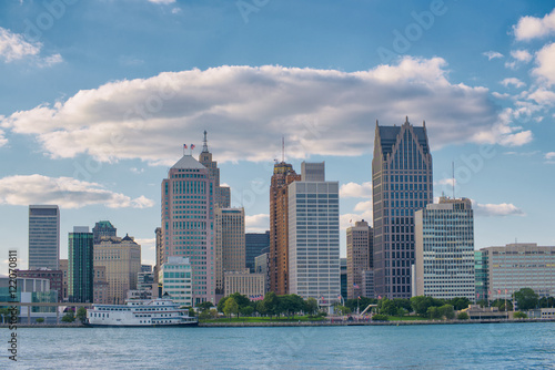 Skyline of downtown Detroit from Windsor, Ontario
