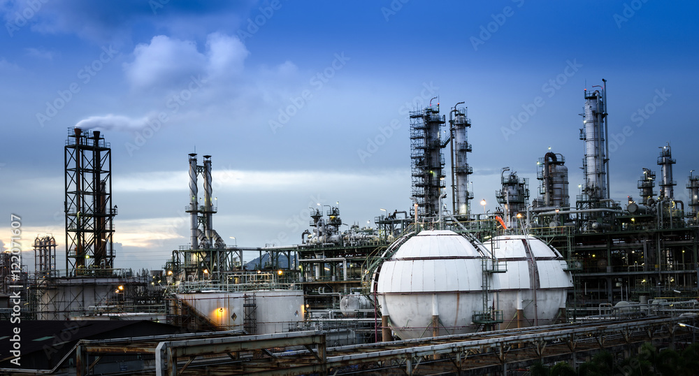 Petrochemical plant  and sphere tank
