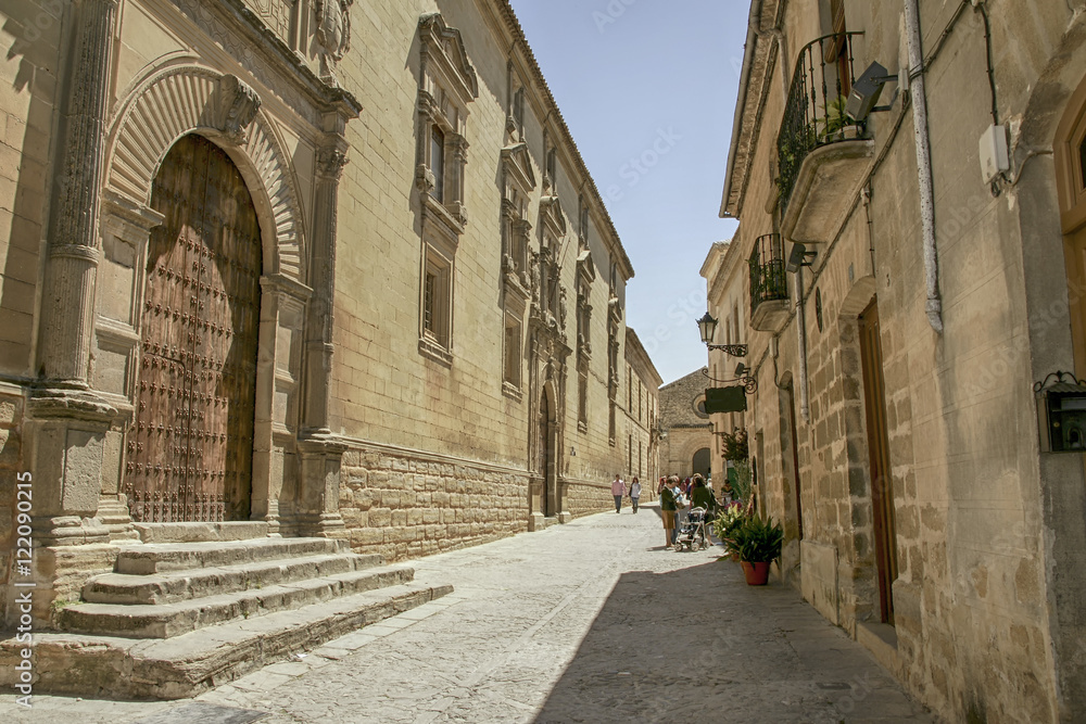 Casco histórico de la ciudad monumental de Baeza en la provincia de Jaén, Andalucía
