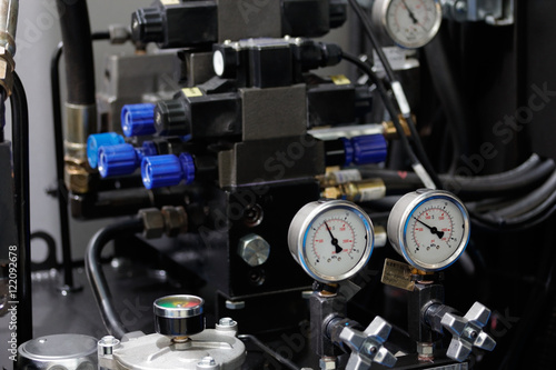Quadro su tela hydraulic system of cnc machine