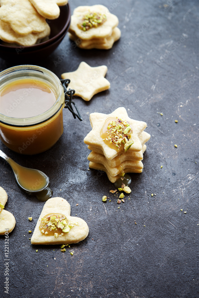 Homemade cookies with caramel and pistachios
Homemade cookies with caramel and pistachios