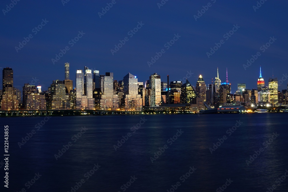 View of the Manhattan skyline in New York City seen from Edgewater, New Jersey