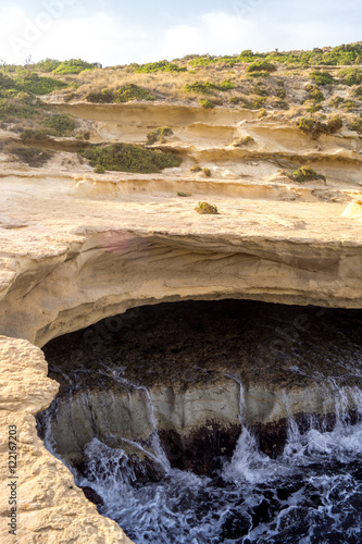 Swimmingpool St. Peter’s Pool an der Spitze des Delimara Point auf Malta photo