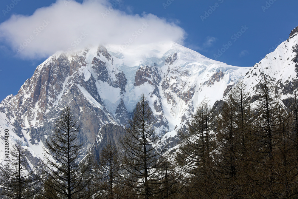 Fototapeta premium Mont Blanc von Courmayeur. Italien