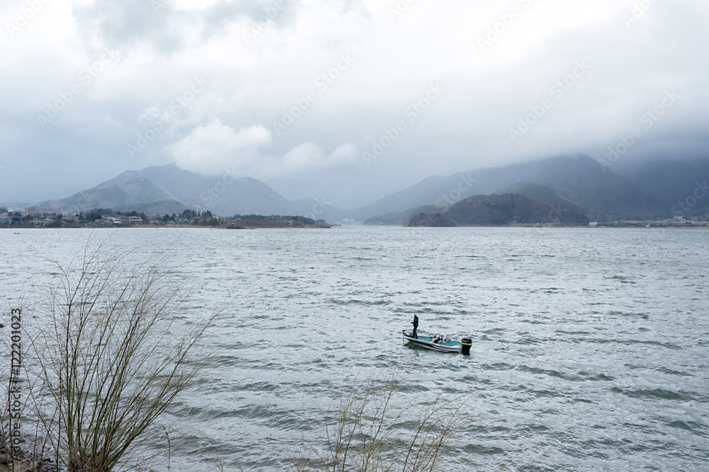 Fototapeta premium Lake Kawaguchi located at Yamanashi Prefecture, Japan.