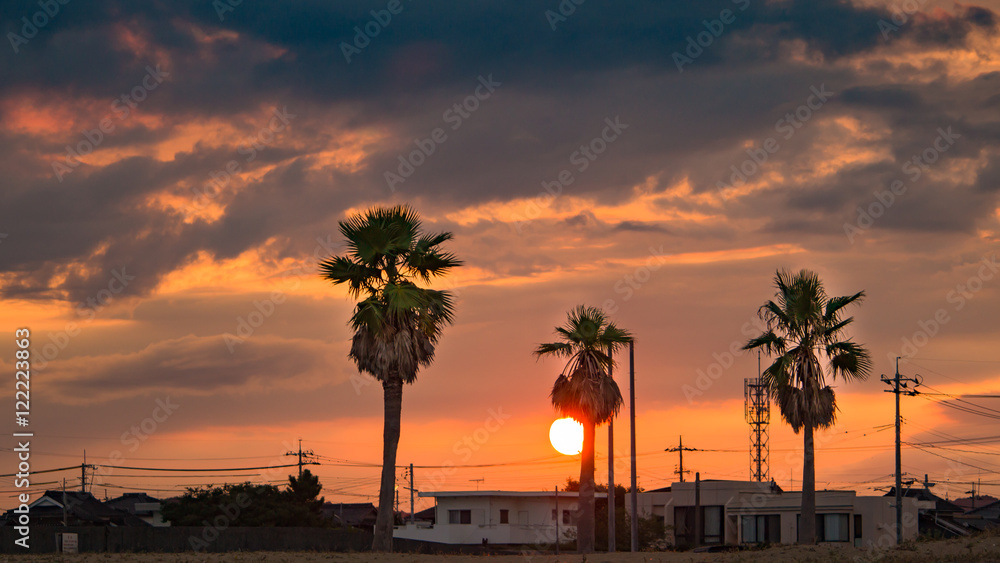 Obraz premium Sunset in Kiwa La Beach