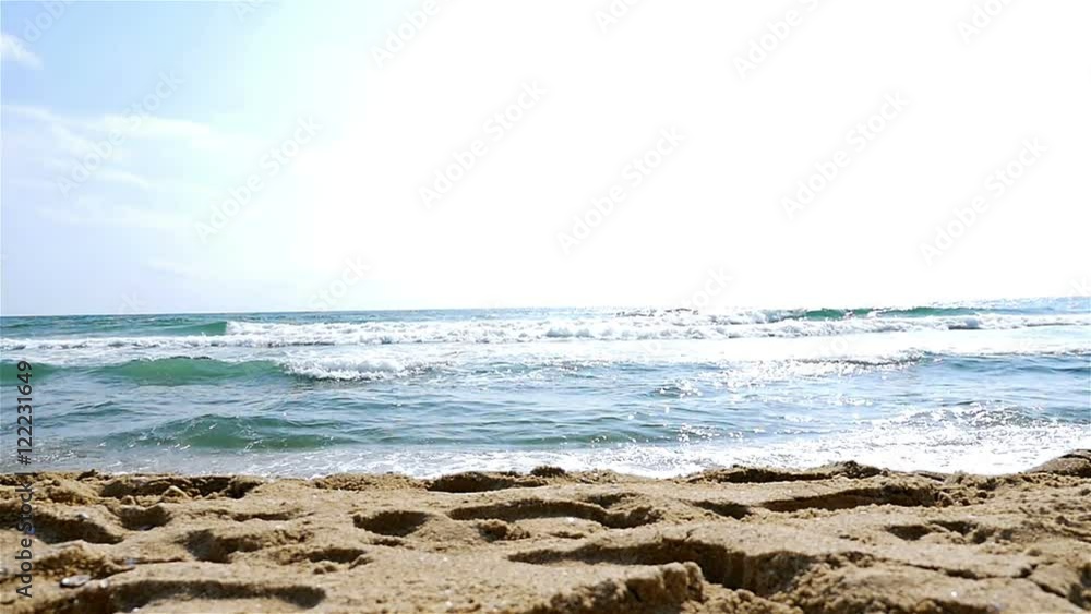 Slow motion of sea waves Slow motion of sea waves