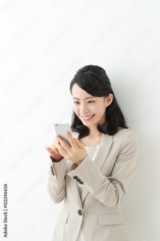 スマートフォン・ビジネスウーマン スマートフォン・ビジネスウーマン