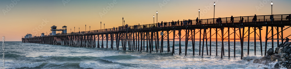 Oceanside Pier at Sunset - obrazy, fototapety, plakaty 