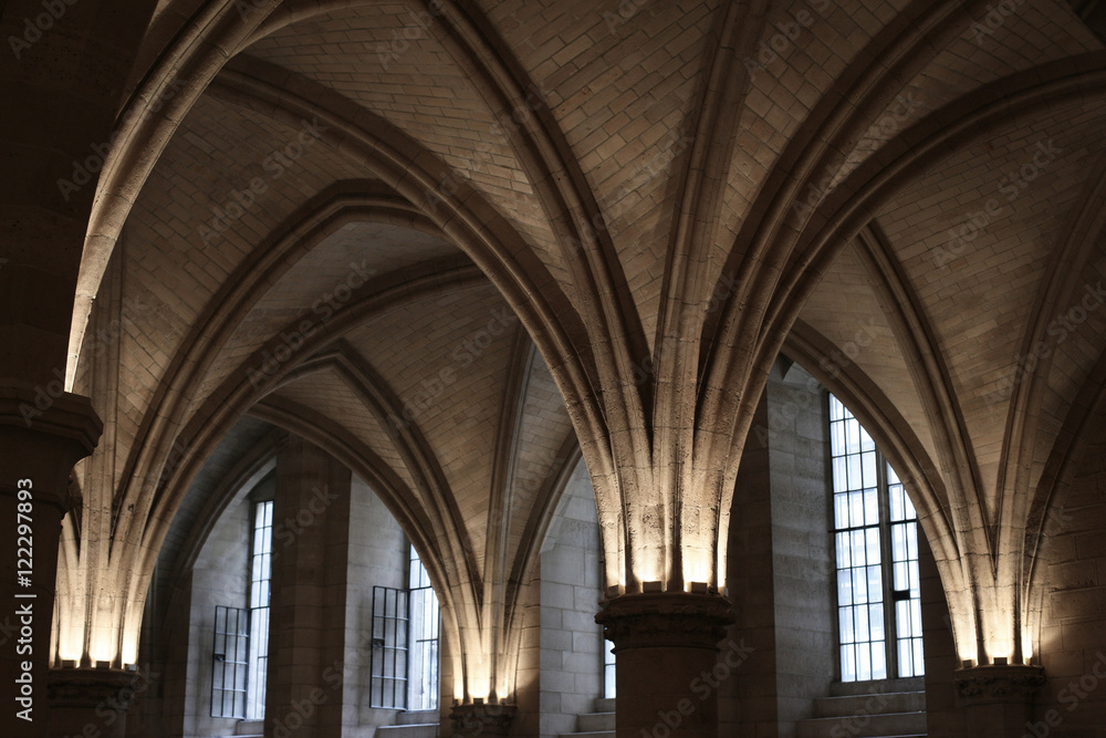 The hall of the guards. The Conciergerie.