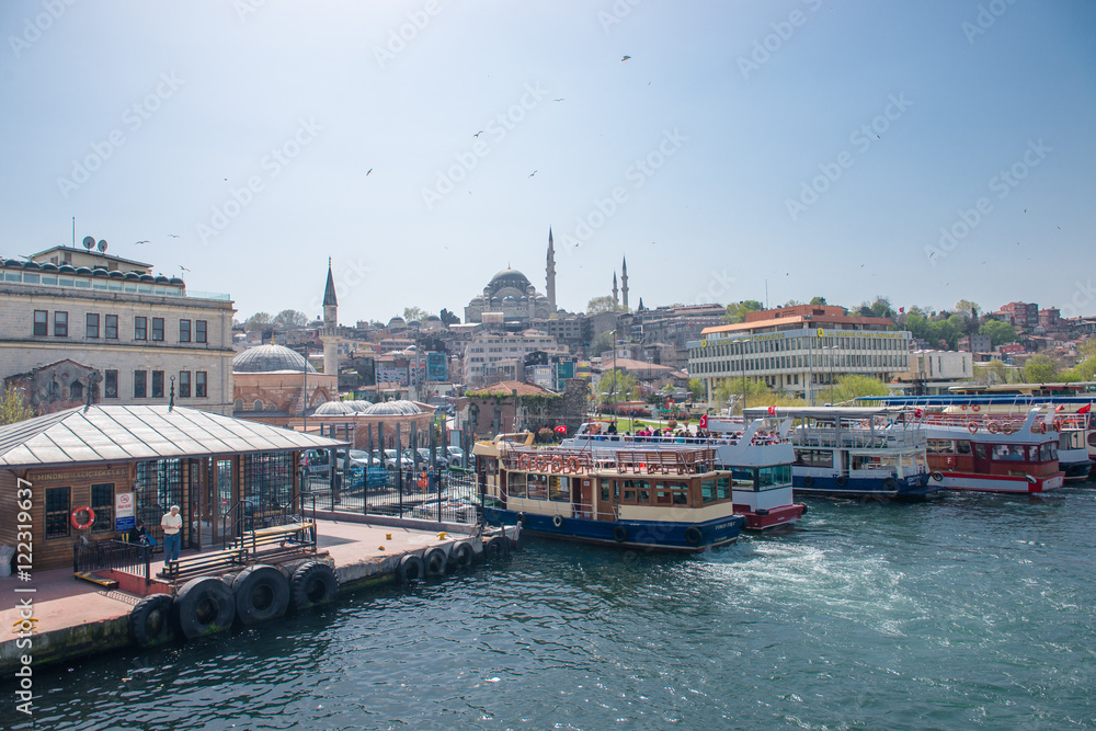 Obraz premium Travel Harbour