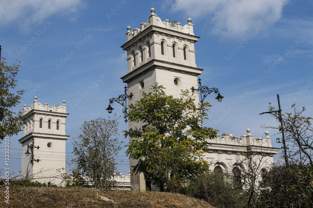 Fototapeta premium Warszawa, Most Poniatowskiego, Wieżyce
