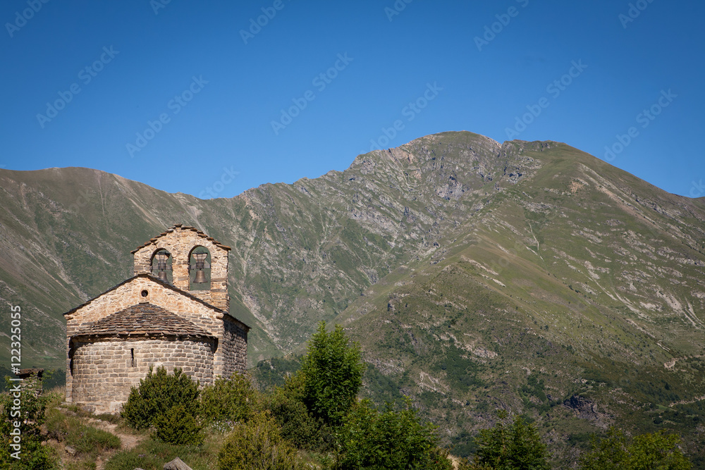 Isglesia de Sant Quirc de Durro, Lleida Isglesia de Sant Quirc de Durro, Lleida