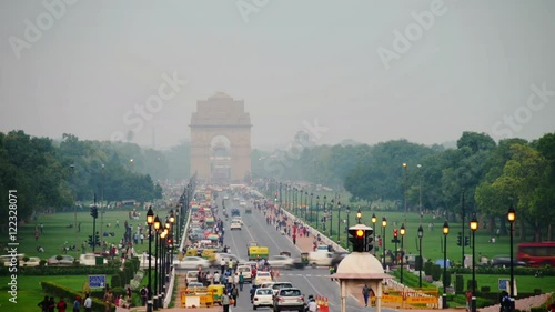 Time-lapse of Car and people traffic to the India Gate in Delhi in the evening photo