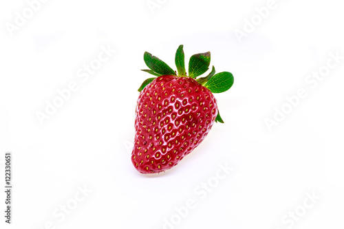 Obraz na płótnie Fresh strawberry isolated on white background w salonie