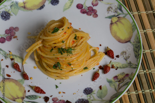 Spaghetti con pesto alla calabrese photo