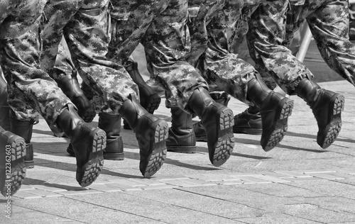 Tablou pe pânză Military boots 4