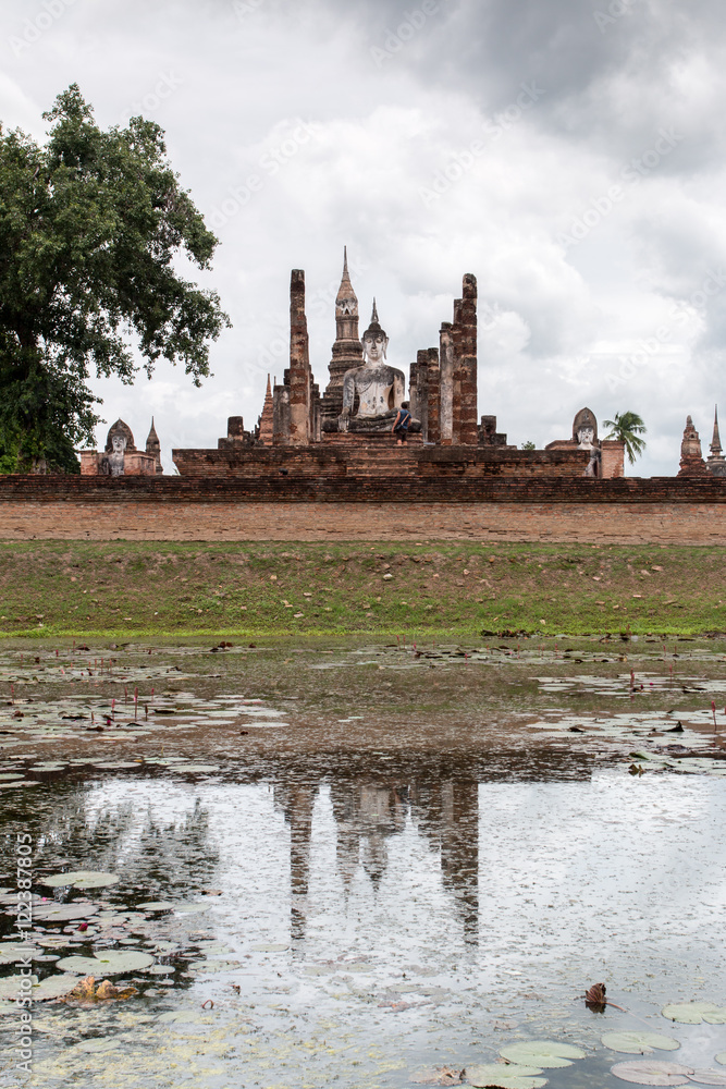 Obraz premium Sukhothai historical park, Sukhothai, Thailand.Image is soft focus.