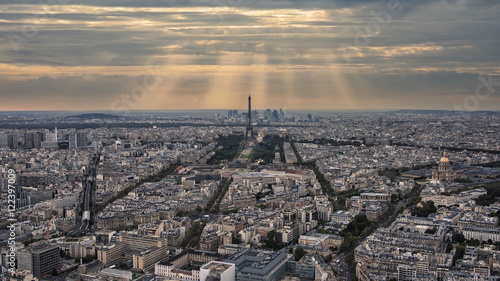 Paris under the sunlight © Stockbym