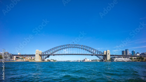 Sydney Harbour Bridge © mezairi