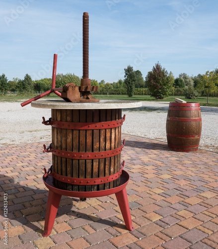 Alte Weinpresse
