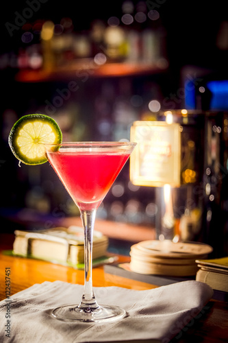 cosmopolitan cocktail