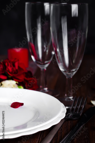 Romantic candle light Valentine Table Setting