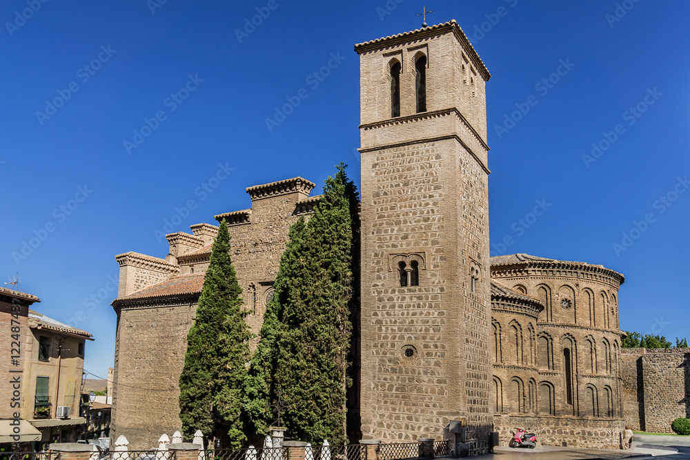 Church Santiago del Arrabal (1248) Mudejar style. Toledo, Spain.