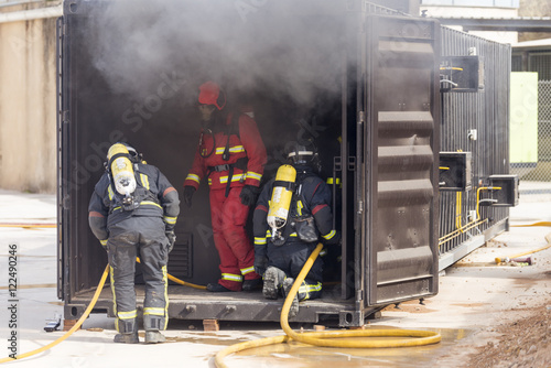 Practices in a flashover container