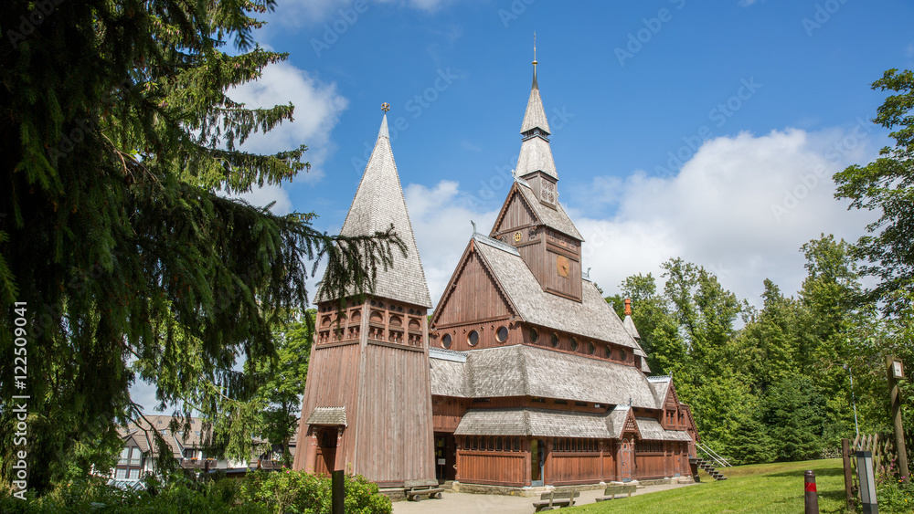 Stabkirche in Hahnenklee am Liebesbankweg im Harz