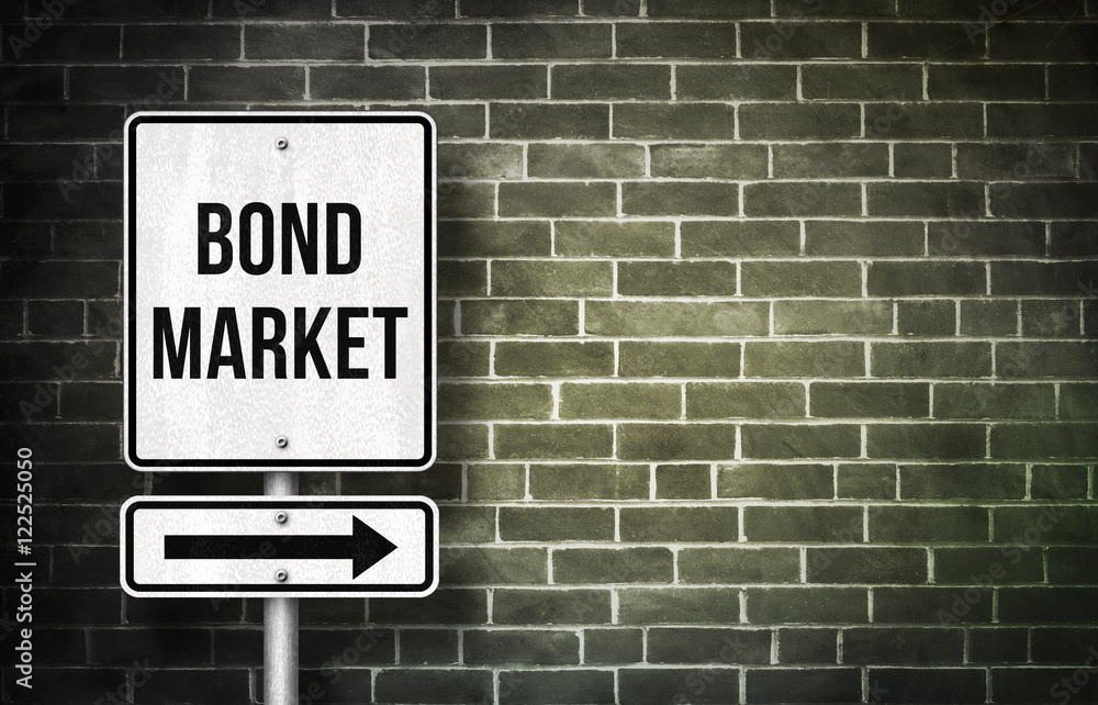 Fototapeta premium Bond Market - road sign concept