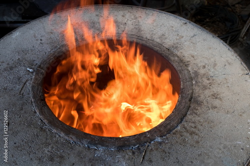 Quadro su tela Traditional georgial bread oven - tone