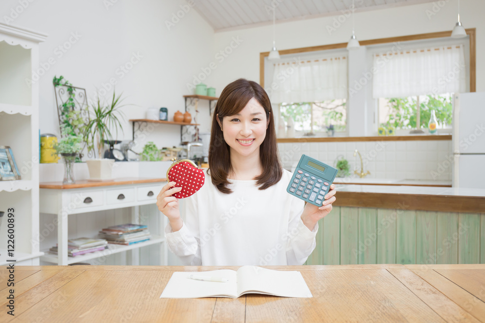 女性　ライフスタイルイメージ